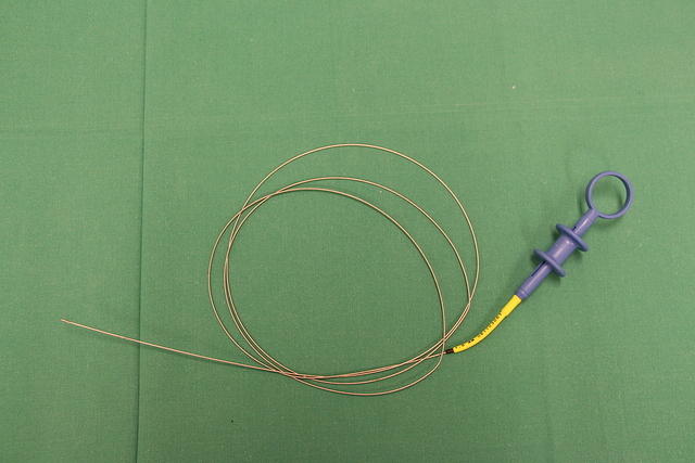 Biopsy forceps